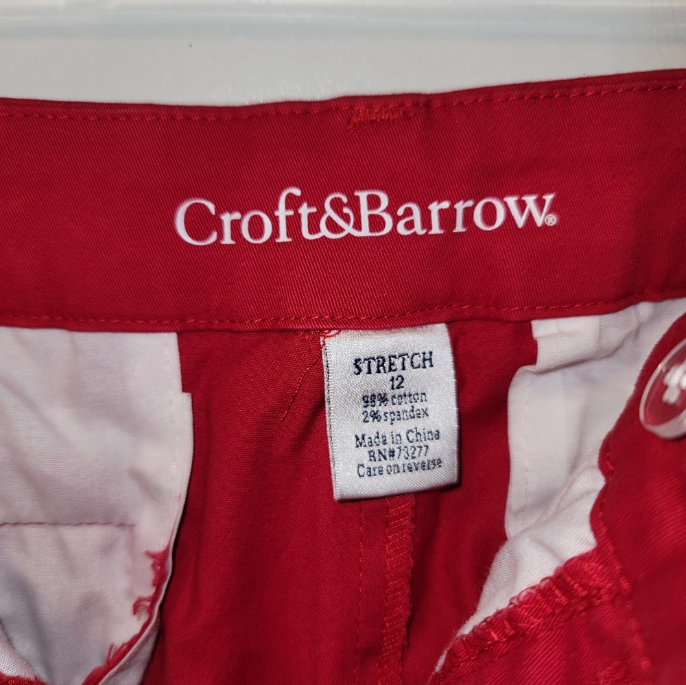 Winter Sale Croft & Barrow Red Classic Fit Stretch Capris. Size 12 - Picture 2 of 3